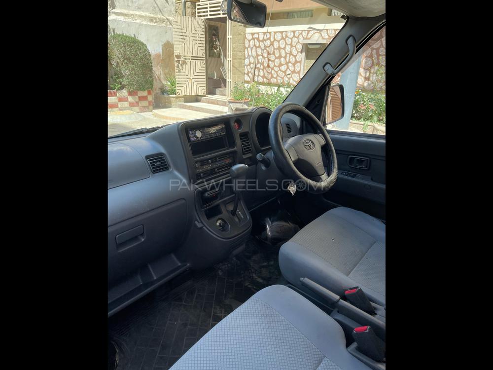 ٹویوٹا پکسیس وین 2016 for Sale in کراچی ٹویوٹا پکسیس وین 2016 for Sale in کراچی Image-8