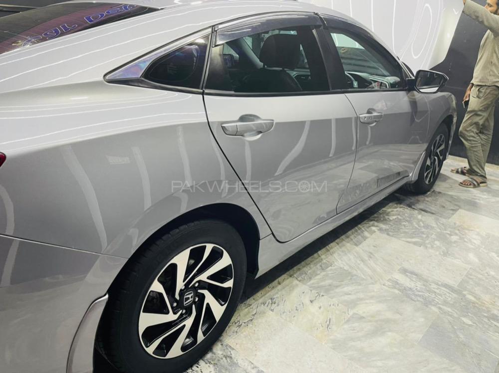 Honda Civic 2018 for Sale in Lahore Honda Civic 2018 for Sale in Lahore Image-5