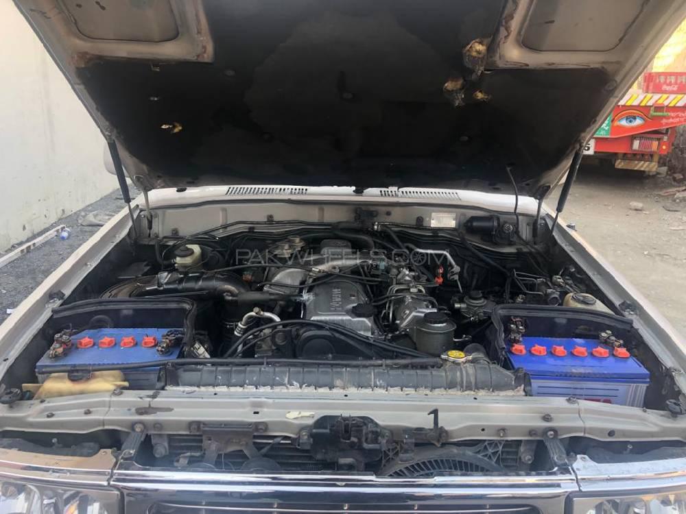 ٹویوٹا لینڈ کروزر 1993 for Sale in اسلام آباد ٹویوٹا لینڈ کروزر 1993 for Sale in اسلام آباد Image-11