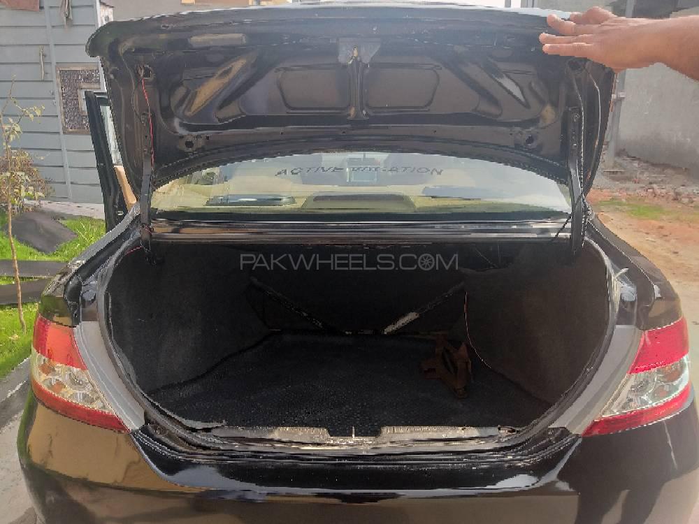Honda City 2004 for Sale in Lahore Honda City 2004 for Sale in Lahore Image-12