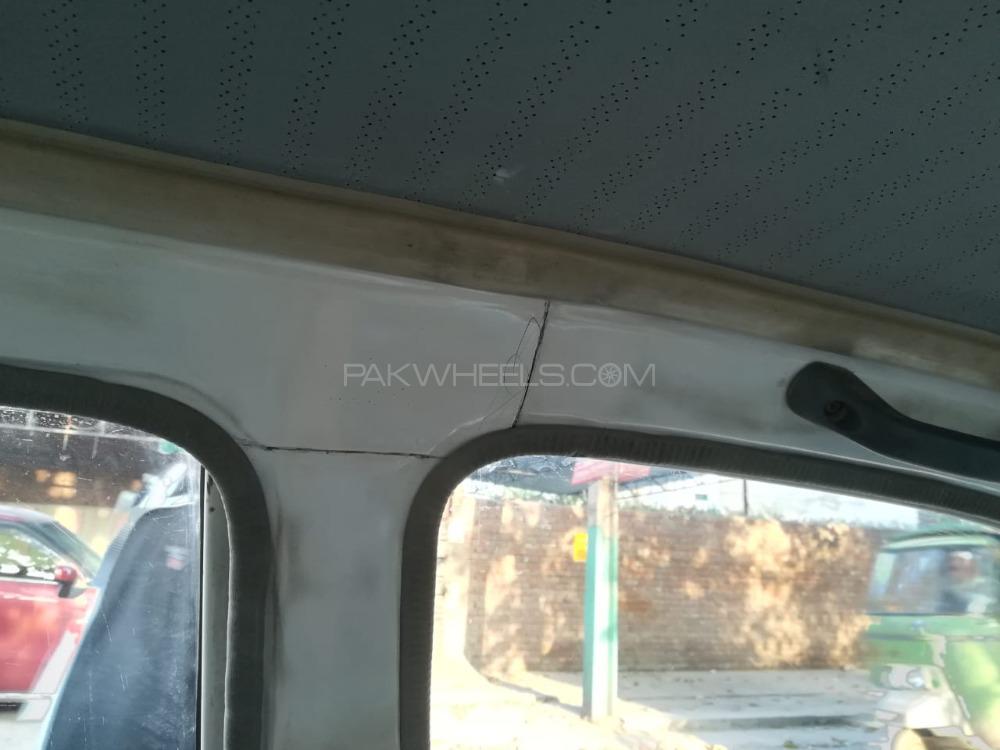 Suzuki Mehran 2004 for Sale in Lahore Suzuki Mehran 2004 for Sale in Lahore Image-12