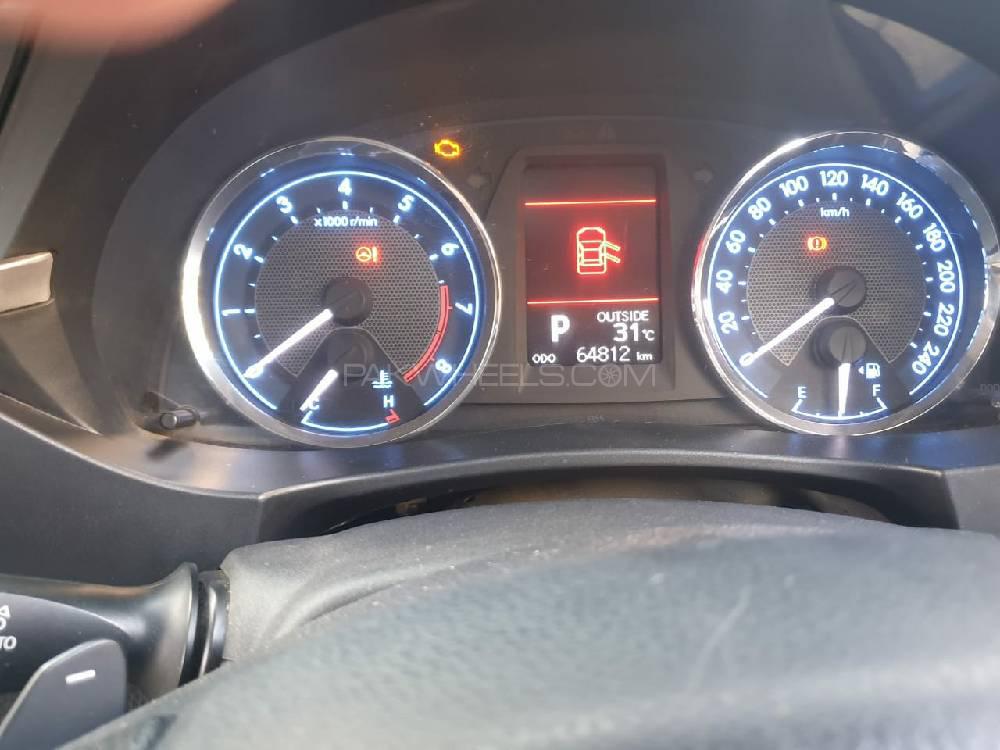 Toyota Corolla 2014 for Sale in Karachi Toyota Corolla 2014 for Sale in Karachi Image-7