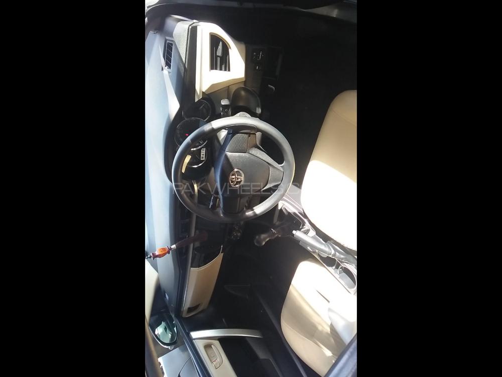 Toyota Corolla 2014 for Sale in Multan Toyota Corolla 2014 for Sale in Multan Image-8