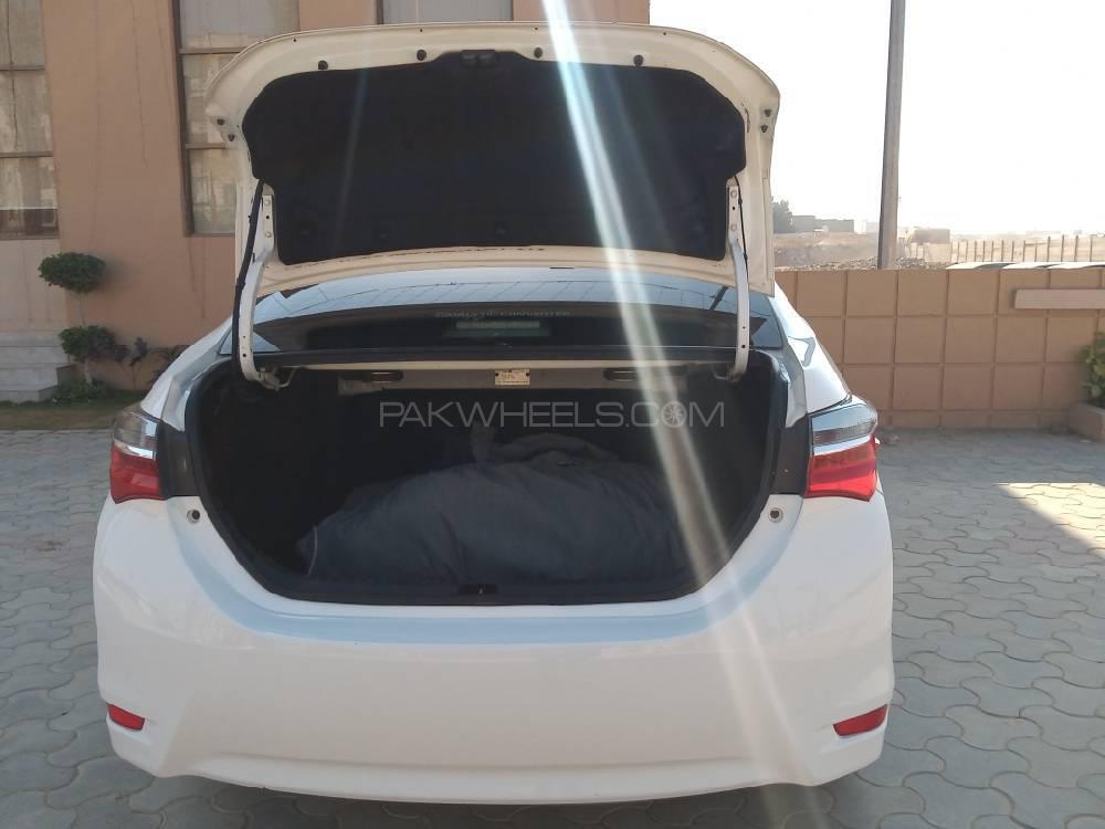 Toyota Corolla 2018 for Sale in Karachi Toyota Corolla 2018 for Sale in Karachi Image-3
