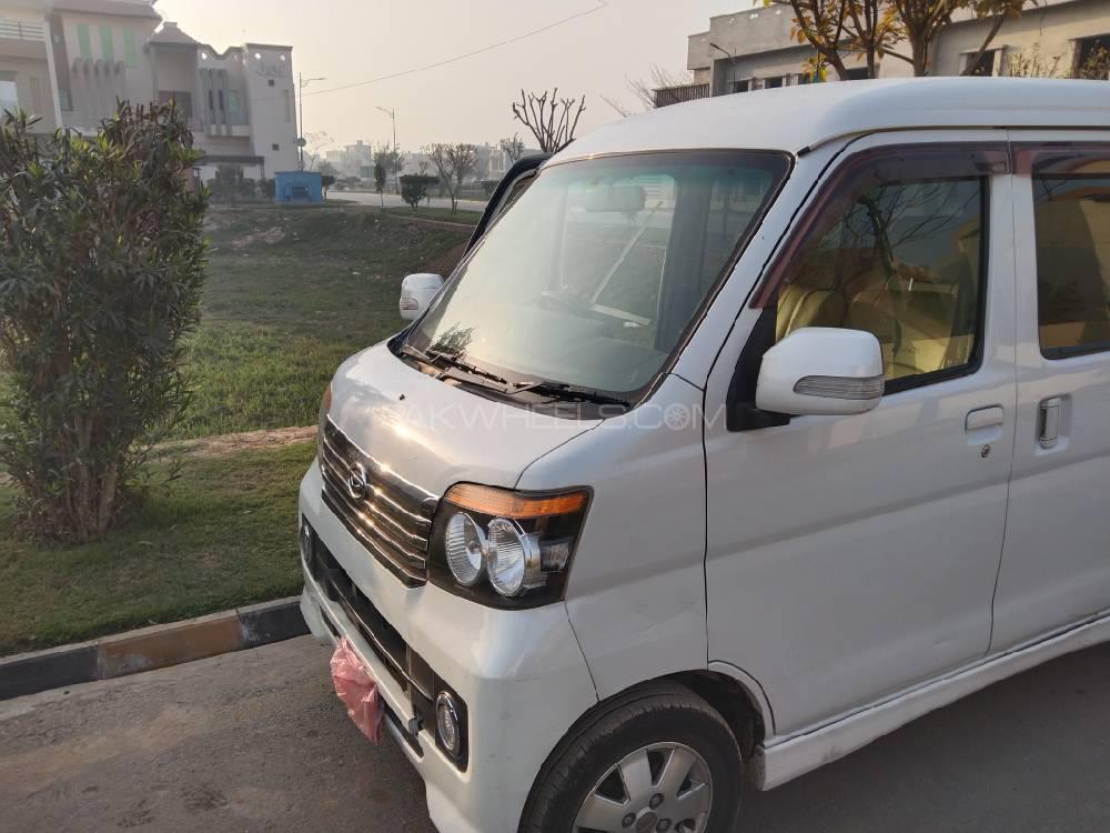 Daihatsu Atrai Wagon 2015 for Sale in Faisalabad Daihatsu Atrai Wagon 2015 for Sale in Faisalabad Image-2