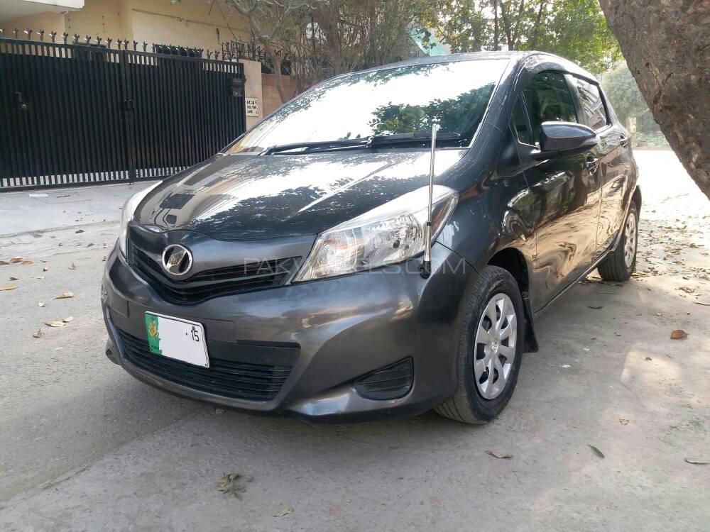 Toyota Vitz 2011 for Sale in Lahore Toyota Vitz 2011 for Sale in Lahore Image-3