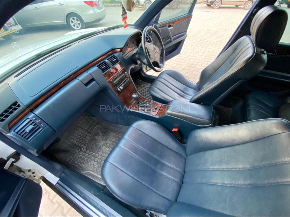 مرسڈیز بینز ای کلاس 1998 for Sale in اسلام آباد مرسڈیز بینز ای کلاس 1998 for Sale in اسلام آباد Image-13