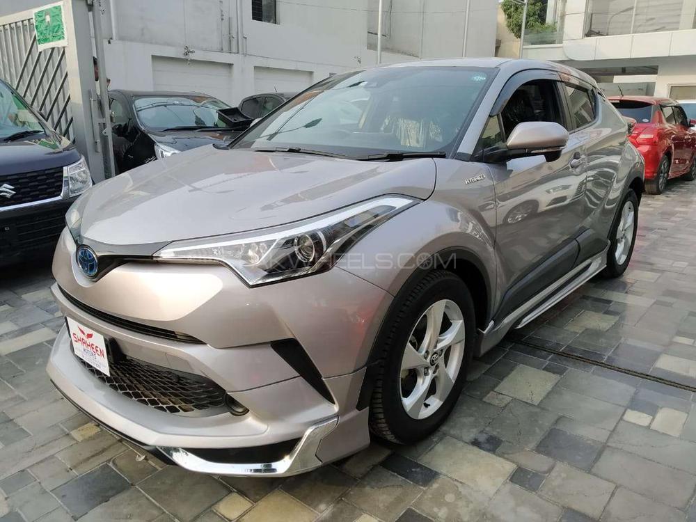 Toyota C-HR 2017 for Sale in Lahore Image-1