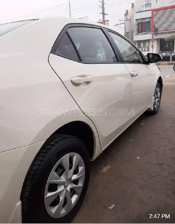 Toyota Corolla 2019 for Sale in Sialkot Toyota Corolla 2019 for Sale in Sialkot Image-5