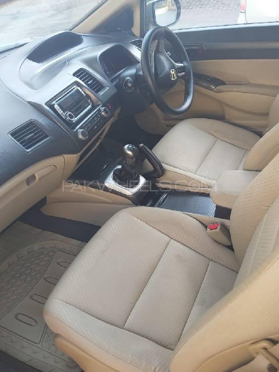 Honda Civic 2010 for Sale in Rawalpindi Honda Civic 2010 for Sale in Rawalpindi Image-5