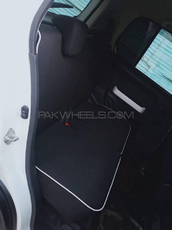 Suzuki Hustler 2017 for Sale in Karachi Suzuki Hustler 2017 for Sale in Karachi Image-3