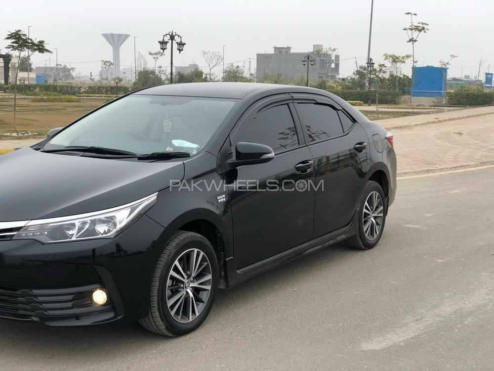 Toyota Corolla 2018 for Sale in Multan Toyota Corolla 2018 for Sale in Multan Image-4