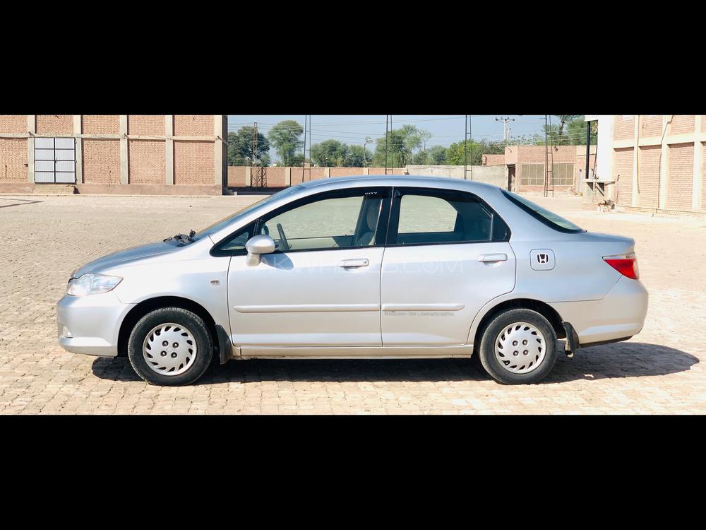 Honda City 2006 for Sale in Bahawalpur Honda City 2006 for Sale in Bahawalpur Image-3