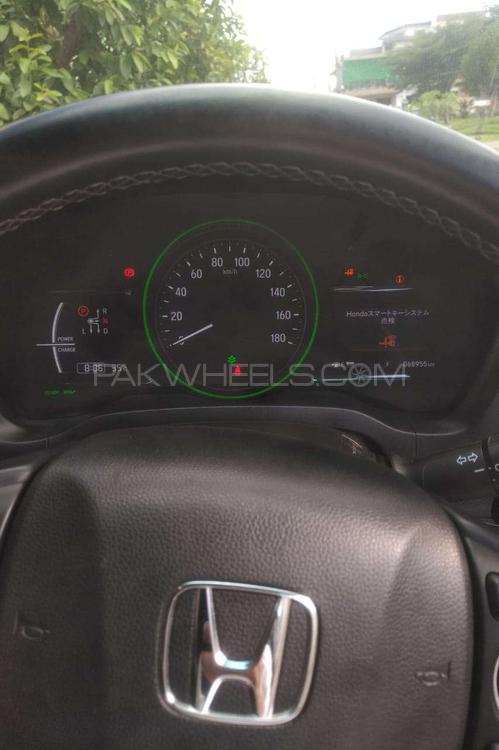 Honda Vezel 2016 for Sale in Gujranwala Honda Vezel 2016 for Sale in Gujranwala Image-6