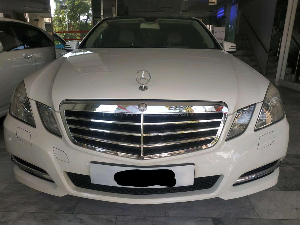 مرسڈیز بینز ای کلاس 2012 for Sale in اسلام آباد مرسڈیز بینز ای کلاس 2012 for Sale in اسلام آباد Image-2