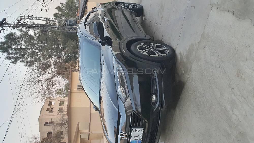 Honda Vezel 2014 for Sale in Gujranwala Honda Vezel 2014 for Sale in Gujranwala Image-2