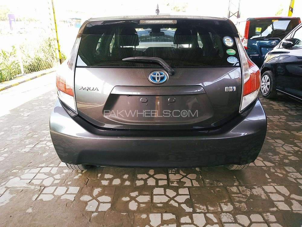 Toyota Aqua 2016 for Sale in Rawalpindi Toyota Aqua 2016 for Sale in Rawalpindi Image-5