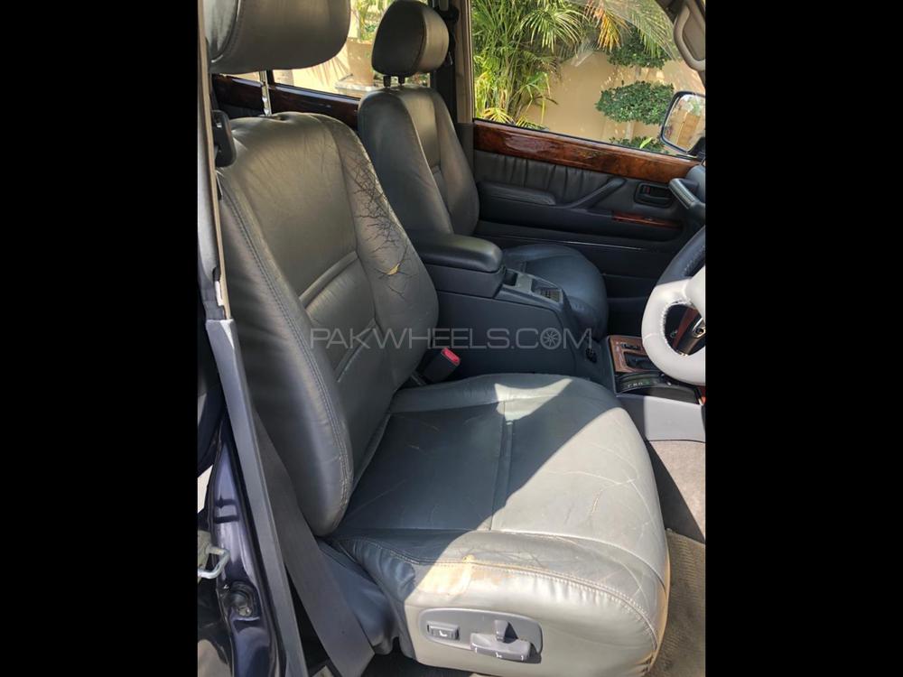 Toyota Land Cruiser 1996 for Sale in Karachi Toyota Land Cruiser 1996 for Sale in Karachi Image-6