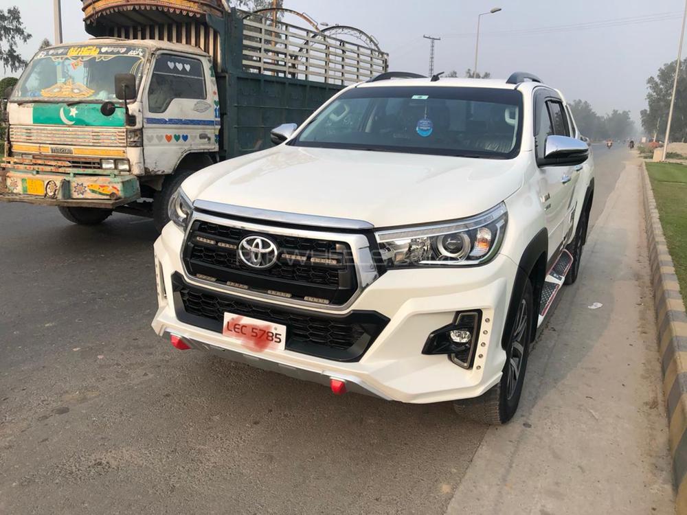 Toyota Hilux 2018 for Sale in Lahore Image-1