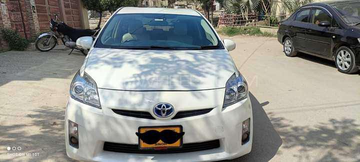 Toyota Prius 2010 for Sale in Karachi Image-1