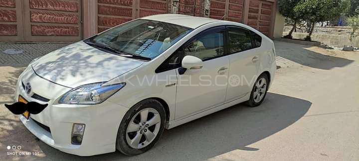 ٹویوٹا پریوس 2010 for Sale in کراچی ٹویوٹا پریوس 2010 for Sale in کراچی Image-2