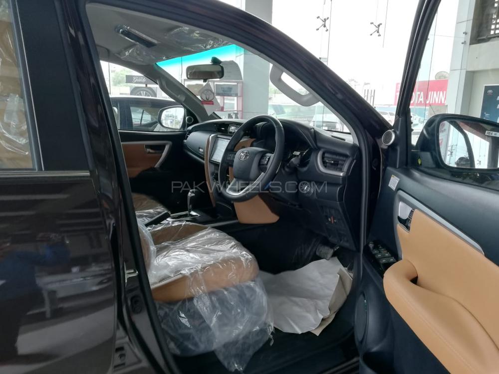 Toyota Fortuner 2021 for Sale in Lahore Toyota Fortuner 2021 for Sale in Lahore Image-5