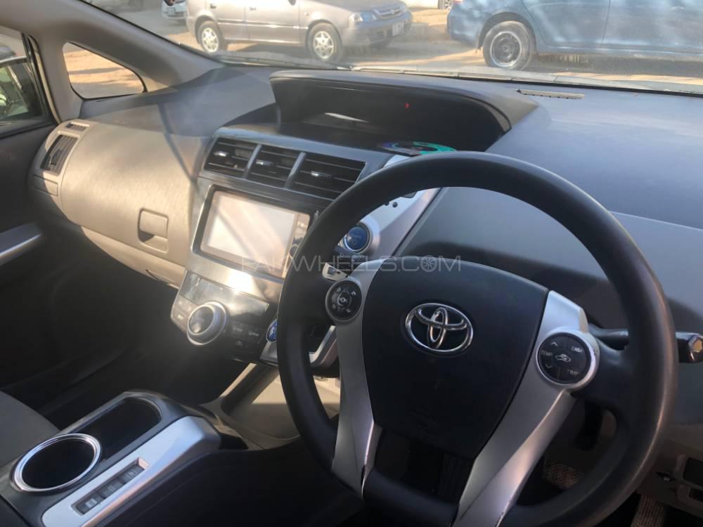 Toyota Prius Alpha 2013 for Sale in Islamabad Toyota Prius Alpha 2013 for Sale in Islamabad Image-12