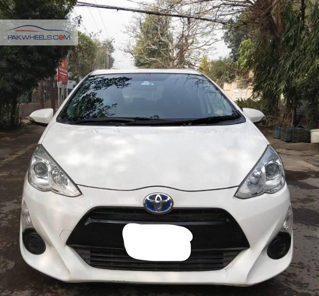 Toyota Aqua 2015 for Sale in Lahore Image-1