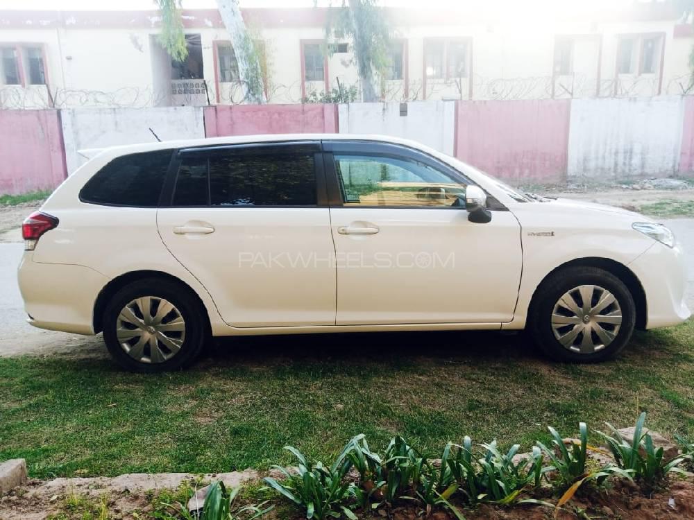Toyota Corolla Fielder 2018 for Sale in Islamabad Toyota Corolla Fielder 2018 for Sale in Islamabad Image-9
