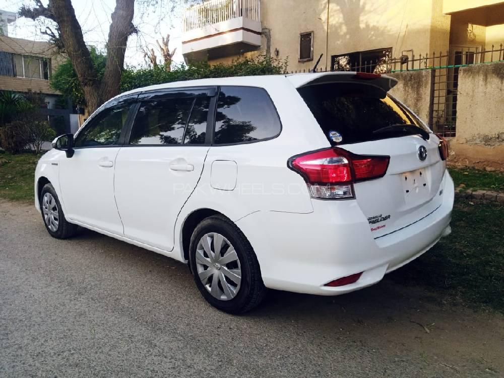 Toyota Corolla Fielder 2018 for Sale in Islamabad Toyota Corolla Fielder 2018 for Sale in Islamabad Image-14