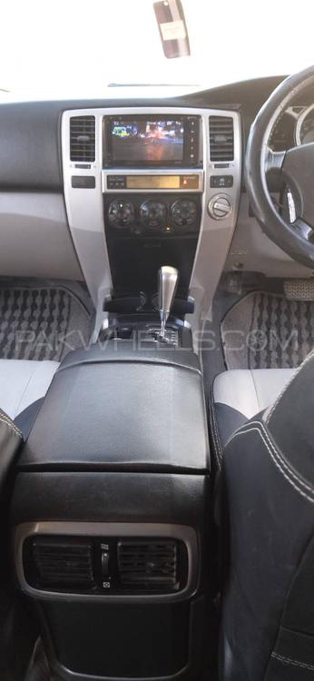 Toyota Surf 2005 for Sale in Karachi Toyota Surf 2005 for Sale in Karachi Image-10