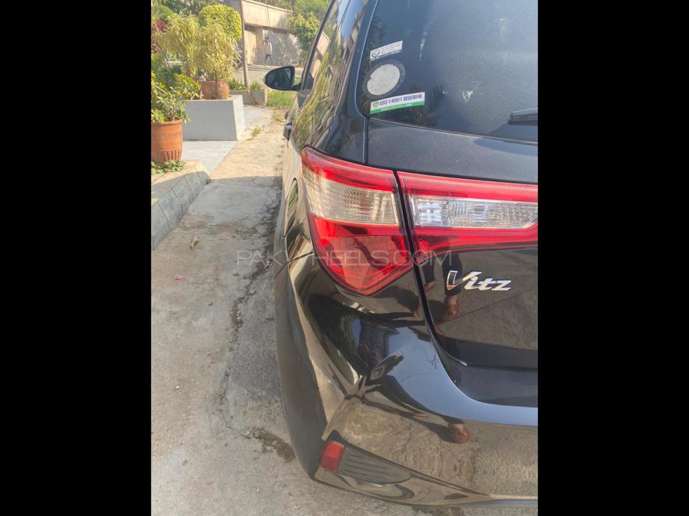 Toyota Vitz 2017 for Sale in Karachi Toyota Vitz 2017 for Sale in Karachi Image-3
