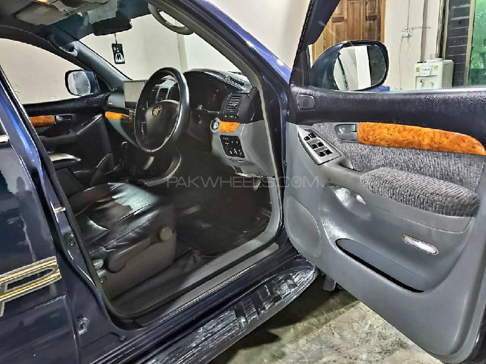 ٹویوٹا پراڈو 2004 for Sale in لاہور ٹویوٹا پراڈو 2004 for Sale in لاہور Image-4