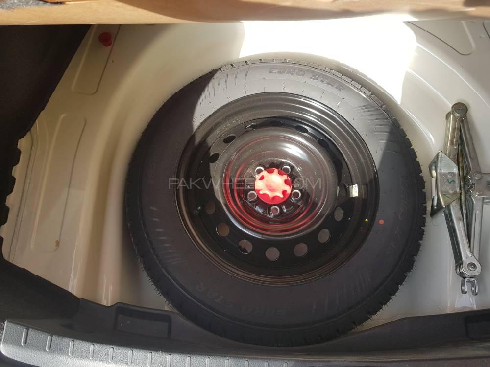 Toyota Corolla 2019 for Sale in Karachi Toyota Corolla 2019 for Sale in Karachi Image-15