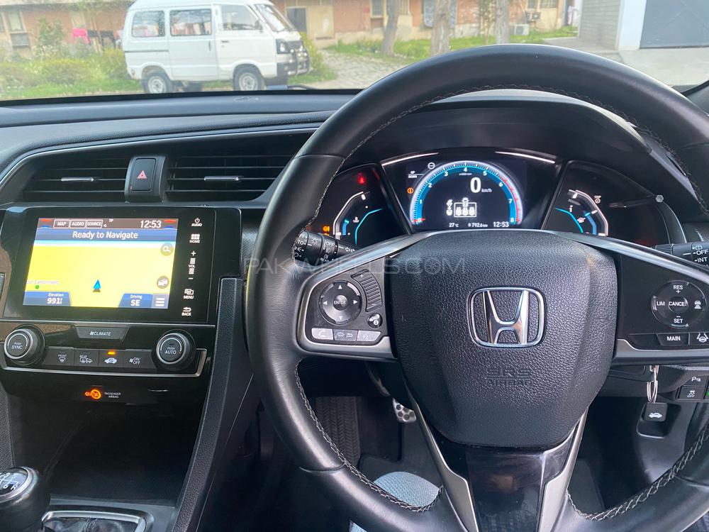 Honda Civic 2017 for Sale in Karachi Honda Civic 2017 for Sale in Karachi Image-6