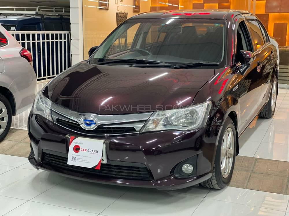 Toyota Corolla Axio 2014 for Sale in Peshawar Toyota Corolla Axio 2014 for Sale in Peshawar Image-5