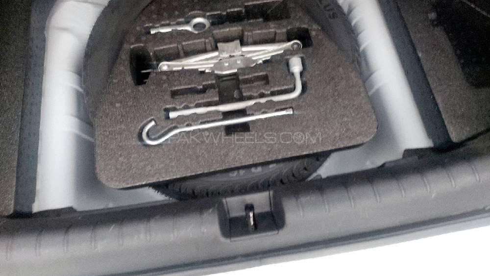 Honda Civic 2019 for Sale in Lahore Honda Civic 2019 for Sale in Lahore Image-12