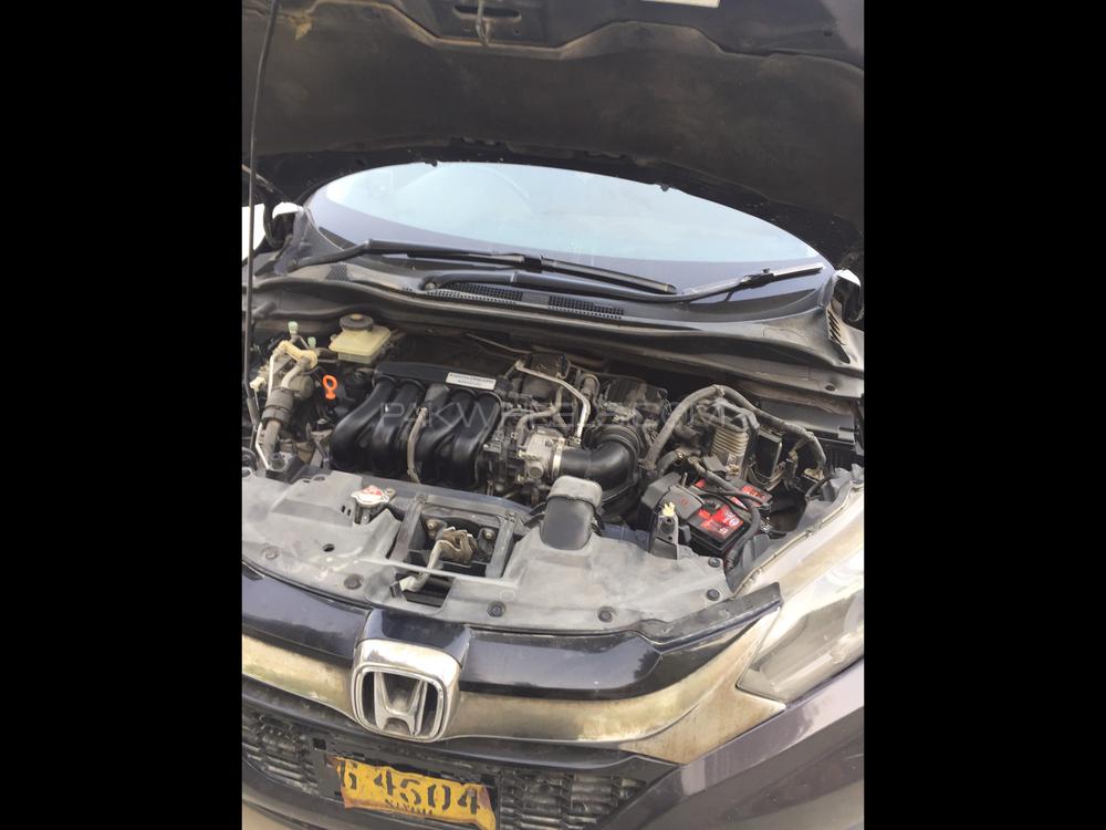 Honda Vezel 2014 for Sale in Karachi Honda Vezel 2014 for Sale in Karachi Image-10
