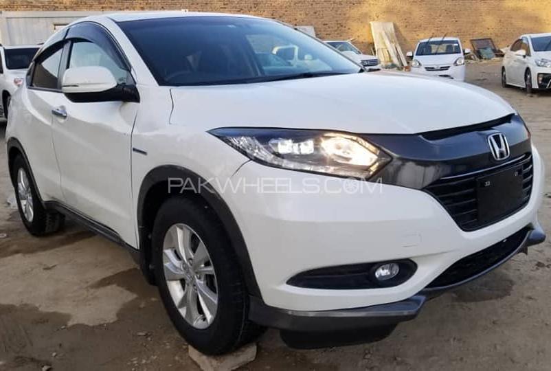 Honda Vezel 2014 for Sale in Karachi Honda Vezel 2014 for Sale in Karachi Image-3