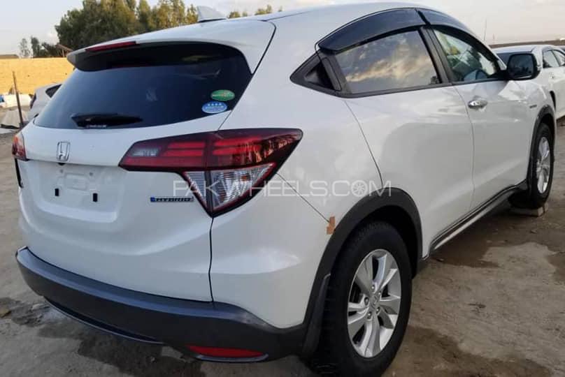 Honda Vezel 2014 for Sale in Karachi Honda Vezel 2014 for Sale in Karachi Image-6