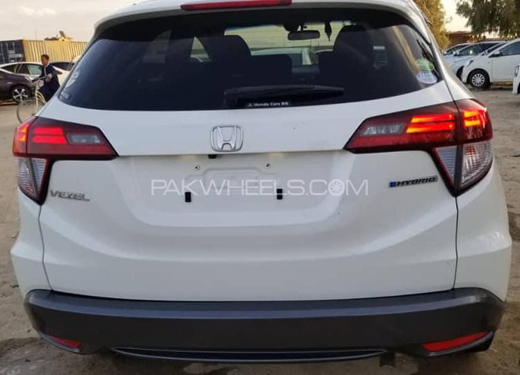 Honda Vezel 2014 for Sale in Karachi Honda Vezel 2014 for Sale in Karachi Image-7