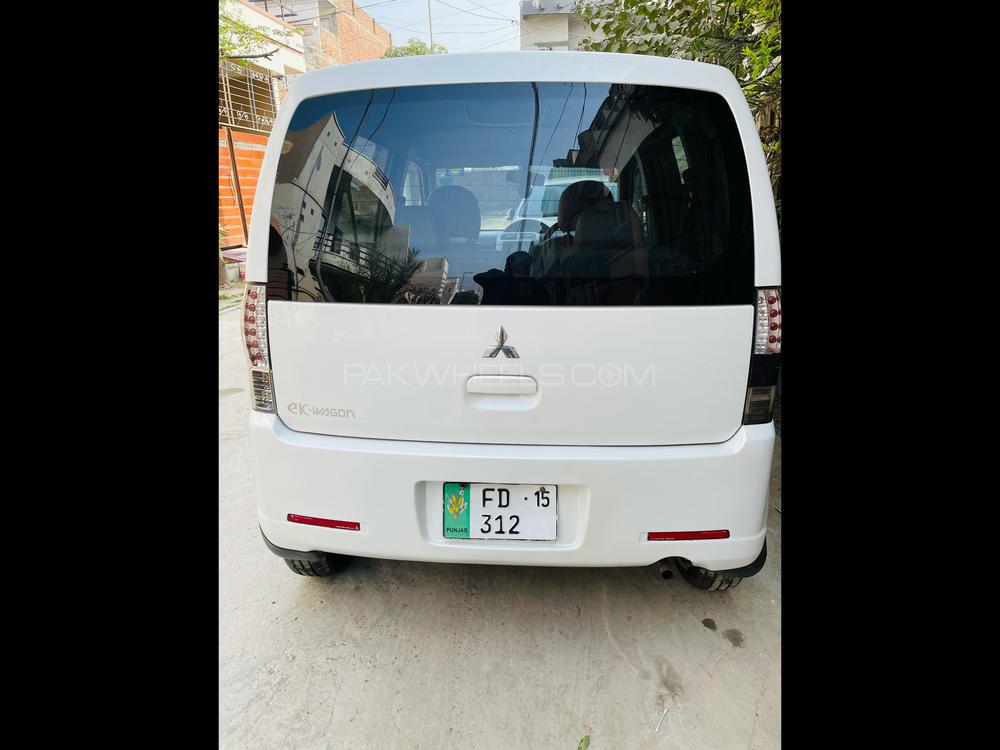 Mitsubishi Ek Wagon 2015 for Sale in Faisalabad Mitsubishi Ek Wagon 2015 for Sale in Faisalabad Image-10
