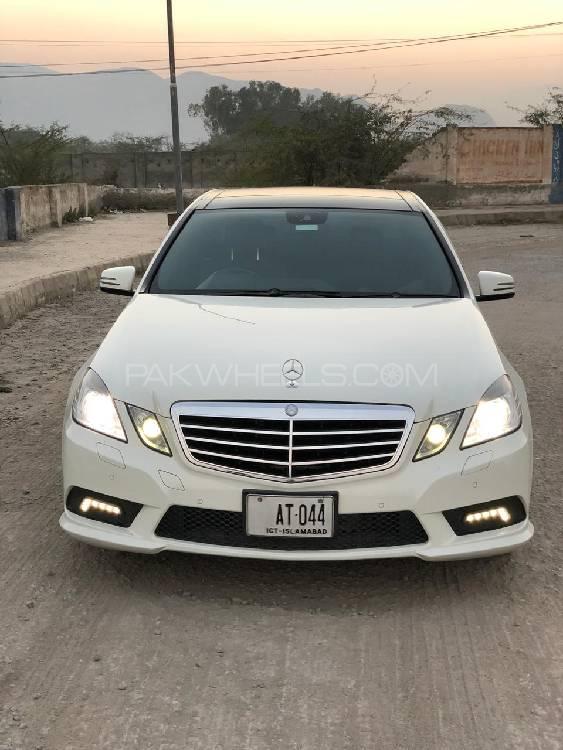 مرسڈیز بینز ای کلاس 2011 for Sale in پشاور Image-1
