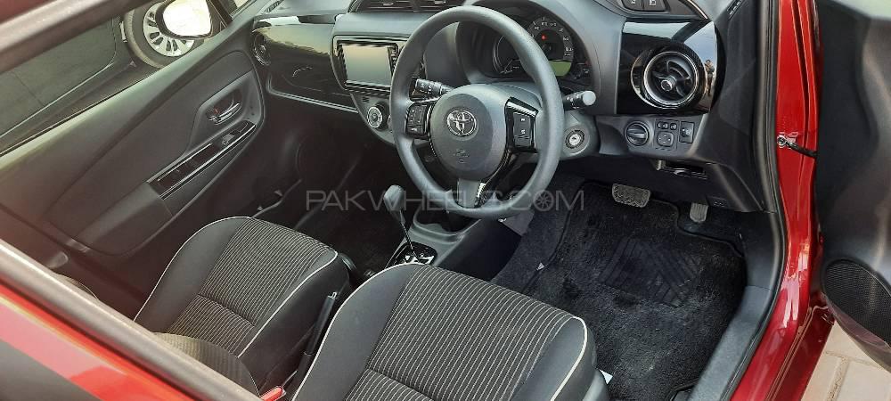 Toyota Vitz 2017 for Sale in Lahore Toyota Vitz 2017 for Sale in Lahore Image-11