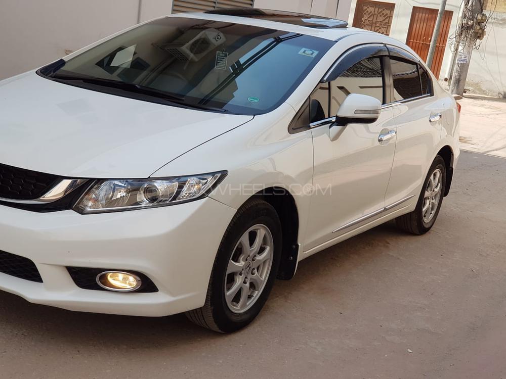 Honda Civic 2015 for Sale in Multan Honda Civic 2015 for Sale in Multan Image-2