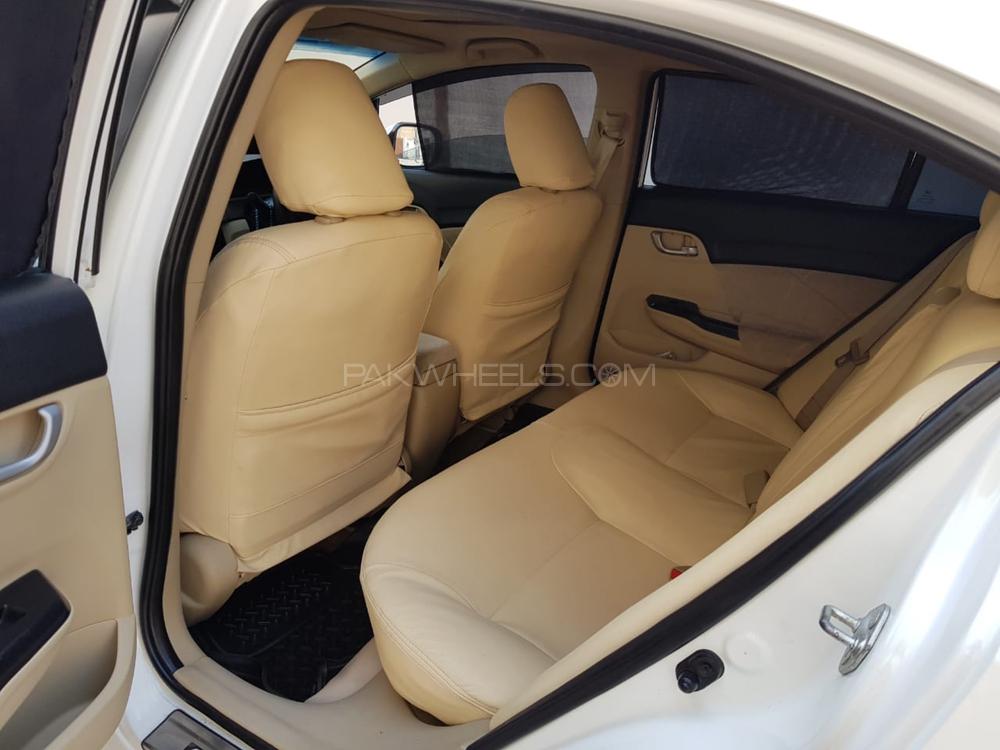 Honda Civic 2015 for Sale in Multan Honda Civic 2015 for Sale in Multan Image-8