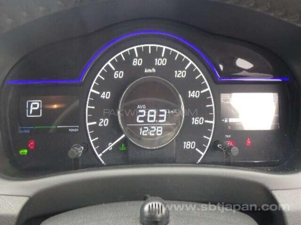 Nissan Note 2018 for Sale in Lahore Nissan Note 2018 for Sale in Lahore Image-12