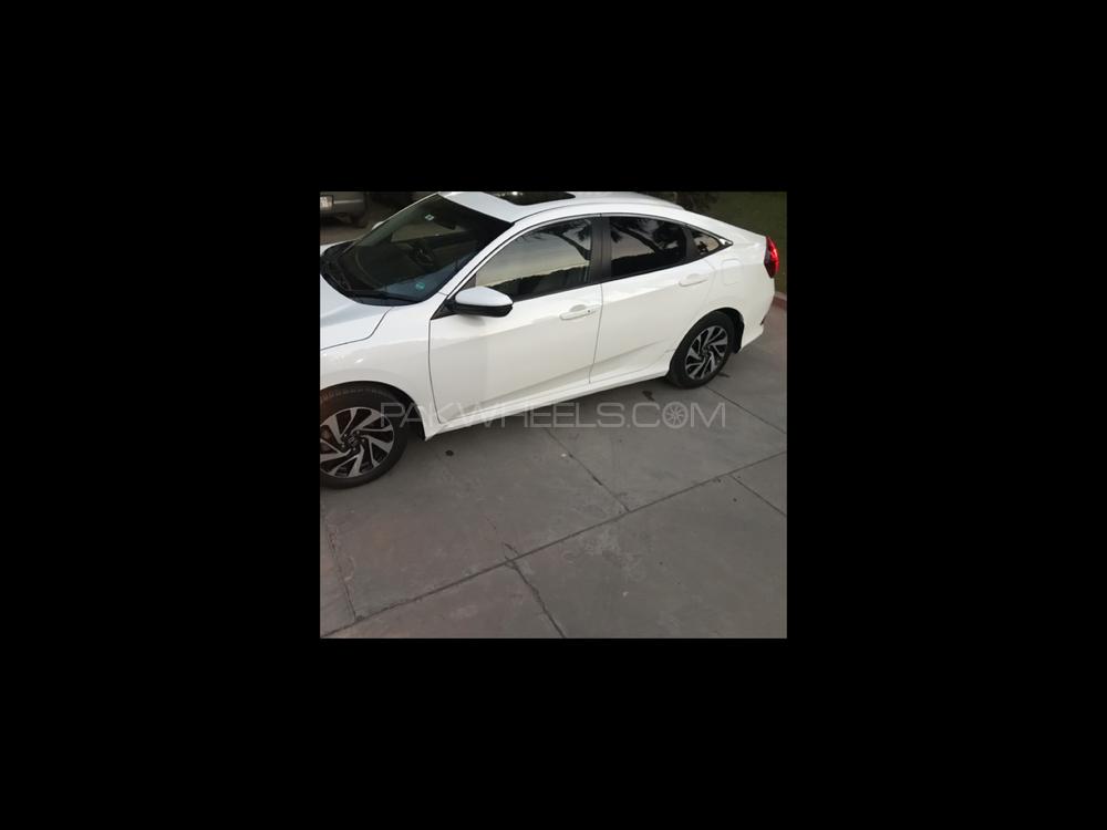 Honda Civic 2018 for Sale in Lahore Honda Civic 2018 for Sale in Lahore Image-4