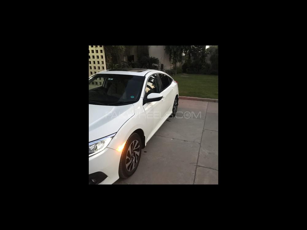 Honda Civic 2018 for Sale in Lahore Honda Civic 2018 for Sale in Lahore Image-5