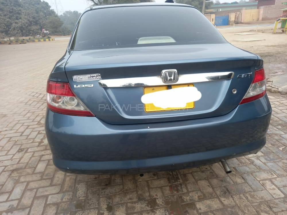 Honda City 2005 for Sale in Multan Image-1